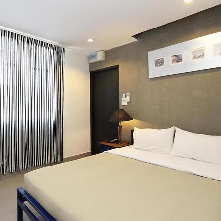Mdr Hotel Lopburi Exterior photo